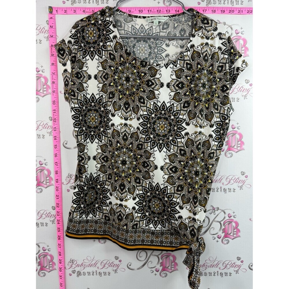 cleo tshirt White Floral Medallion Cap-Sleeve Top with Black & Gold Accents